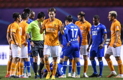 最新足坛爆料视频大全,精彩瞬间大盘点,揭秘赛场幕后风云